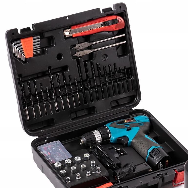 The open carry case: drill driver, drill bits, hex keys, utility knife, sockets and charger in their places